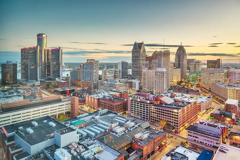 Detroit, MI skyline during the evening